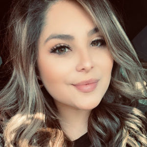 Meet your Posher, April